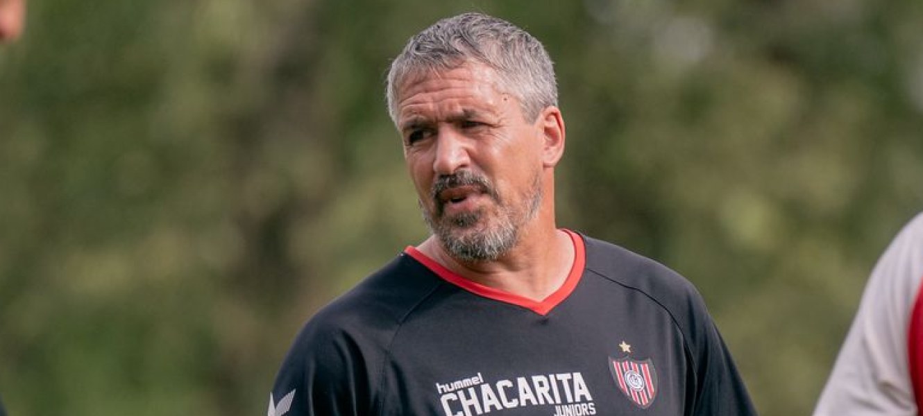 Grabinski no es más el DT del funebrero